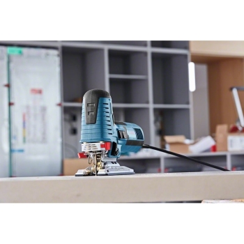 Bosch GST 160 CE Pendelstichsäge L-Boxx