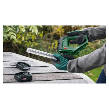 Bosch AdvancedShear 18V-10 solo Akku-Strauchschere