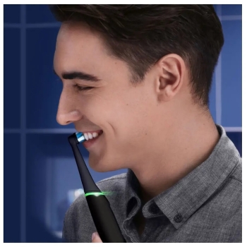 Oral-B iO Series 6 Black Lava