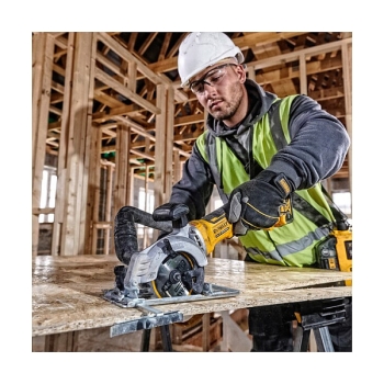 Preview: DEWALT Akku-Handkreissaege. 18 Volt. kompakt