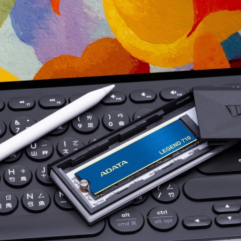 Preview: M.2 1TB ADATA PCI-E NVMe Legend 710 retail