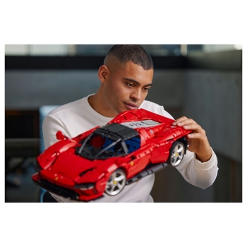 Preview: LEGO Technic Ferrari Daytona SP3 42143