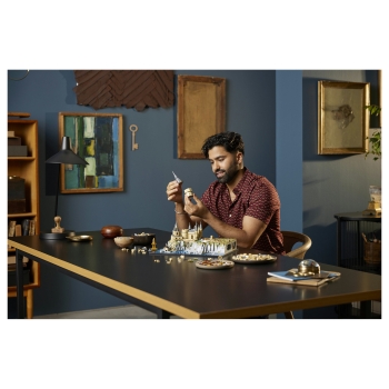 Preview: LEGO Harry Potter - Schloss Hogwarts mit Schlossgelände