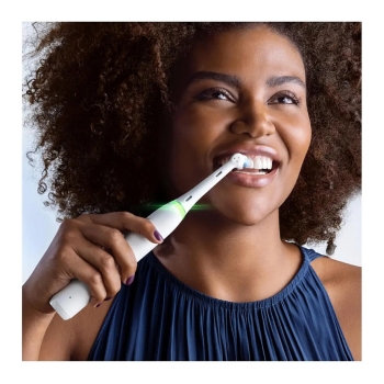 Preview: Oral-B iO Series 4 *Quite White* mit Reiseetui