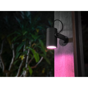 Preview: Philips Hue White & Color Ambiance Lily Spot 1 flg. Basis Schwarz 640lm