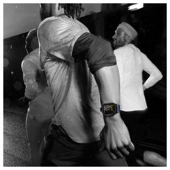 Preview: APPLE Watch Ultra 2 GPS + Cellular 49mm Natural Titanium Case with Natural Titanium Milanese Loop - L