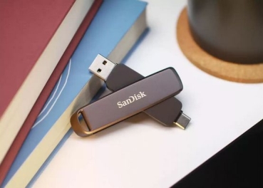 Preview: USB-Stick   1TB SanDisk Extreme Pro Dual Drive 3.2 Gen 2 retail