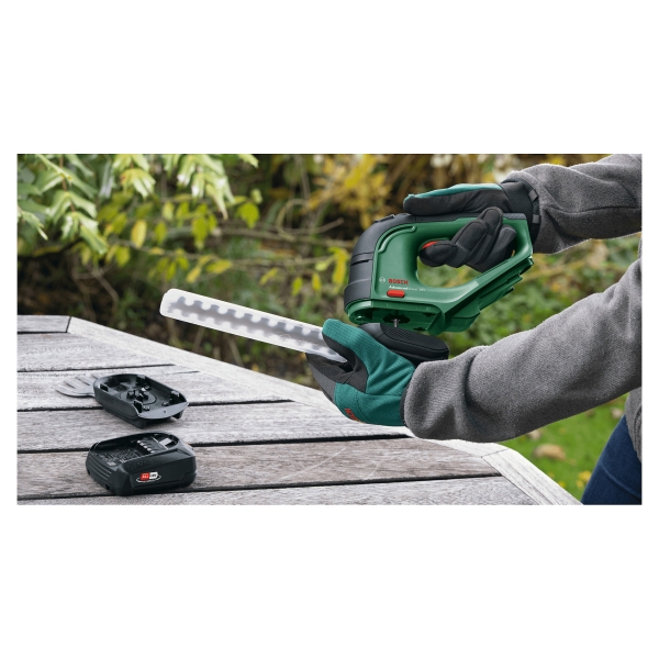 Bosch AdvancedShear 18V-10 solo Akku-Strauchschere