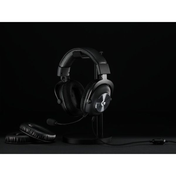 PRO X GAMING HEADSET + STAND