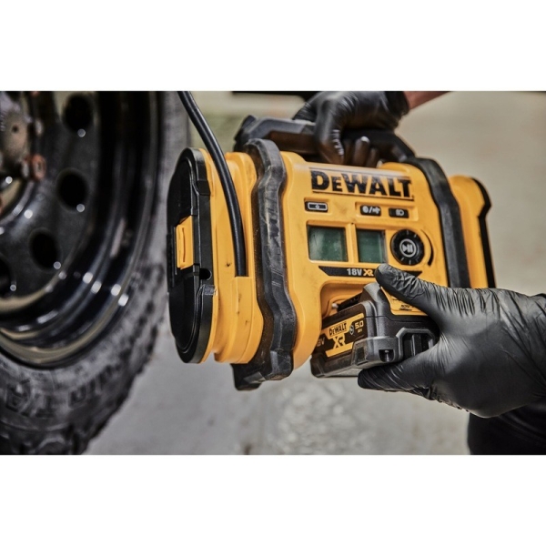 DEWALT Akku-Kompakt-Kompressor