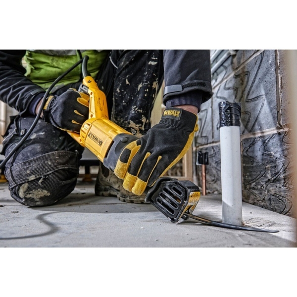 DEWALT Saebelsaege 1100Watt