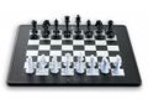 Millennium Schachcomputer eOne