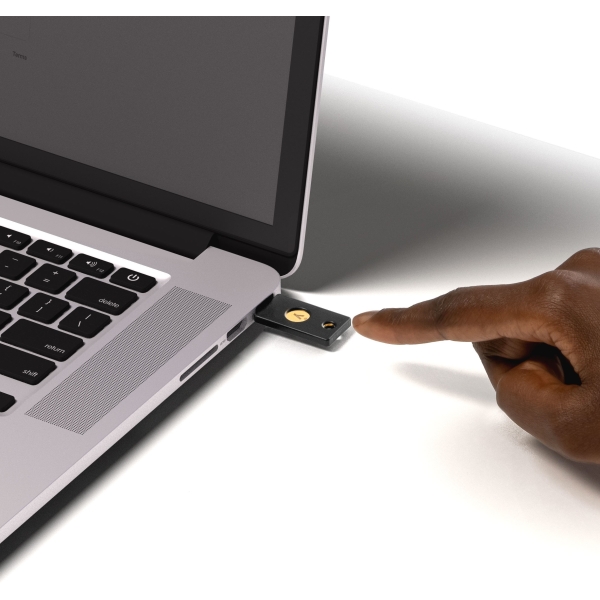 Yubico YubiKey 5 NFC FIPS