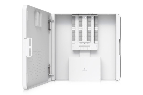 Ubiquiti Protect Alarm Hub Kit