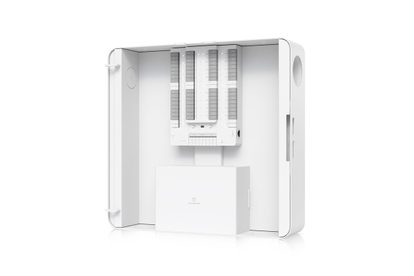 Ubiquiti Protect Alarm Hub Kit
